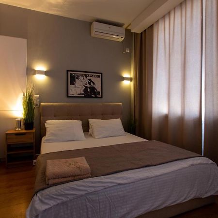 Modern Studio Beside Metro Yaroslava Mudroho, Universytet - Chernyshevska Str 95-7 Harkiv Exterior foto
