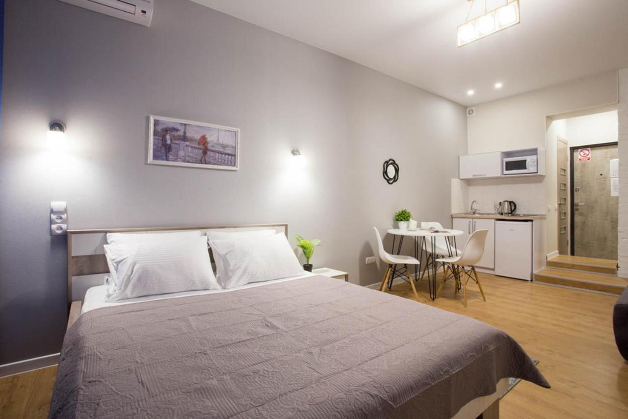 Modern Studio Beside Metro Yaroslava Mudroho, Universytet - Chernyshevska Str 95-7 Harkiv Exterior foto