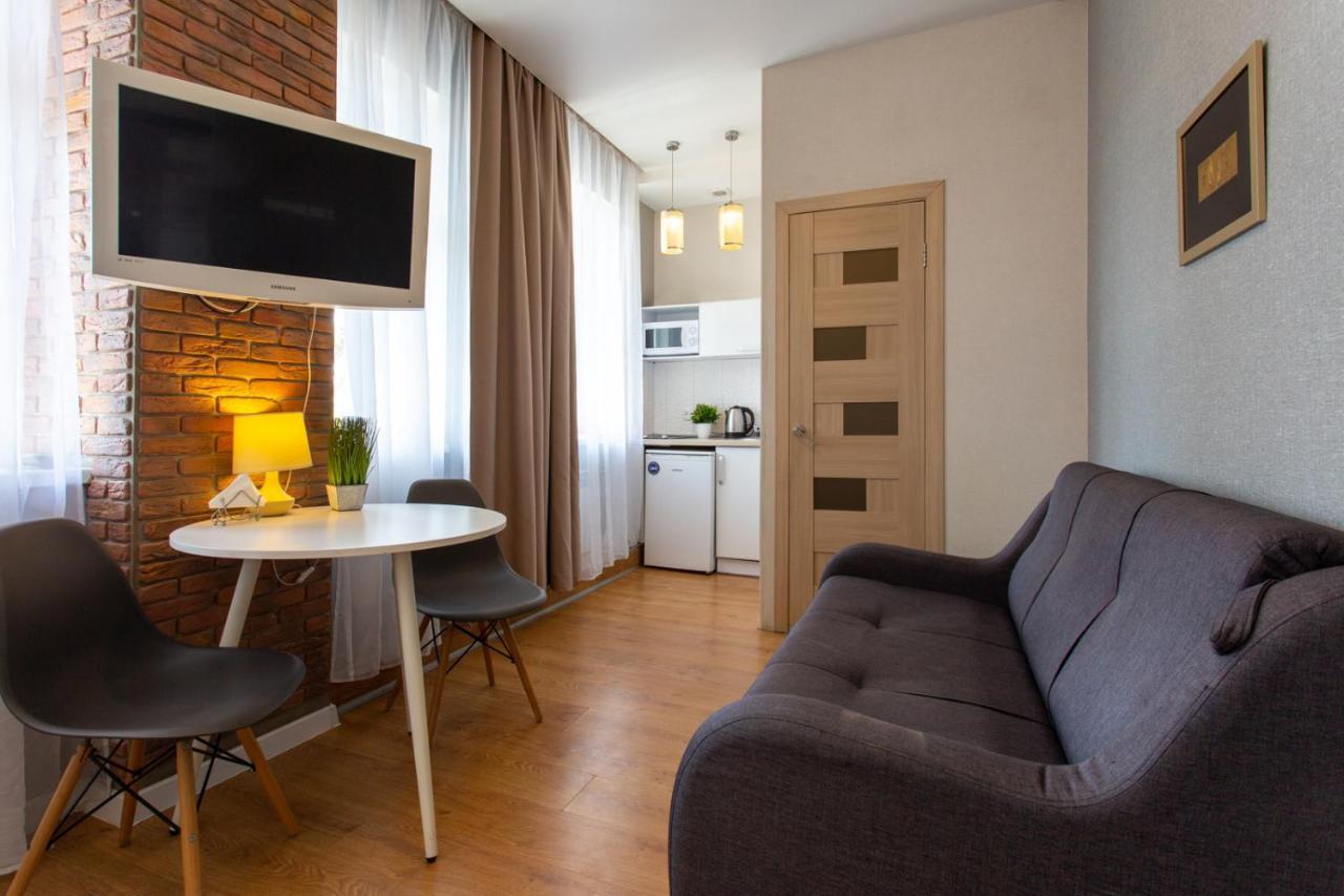 Modern Studio Beside Metro Yaroslava Mudroho, Universytet - Chernyshevska Str 95-7 Harkiv Exterior foto